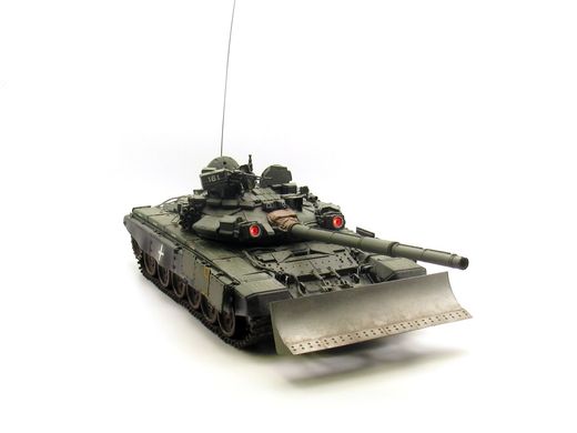 1/35 Трофейний танк Т-90А з робочою LED-підсвіткою комплексу ОЕП "Штора", готова модель, авторська робота