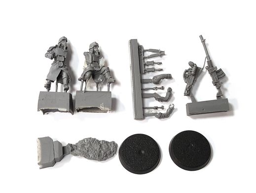 Death Korps of Krieg Grenadier Heavy Stubber and Meltagun, сборные смоляные миниатюры (Forge World)