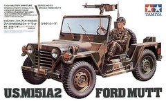 1/35 Автомобіль M151A2 Ford Mutt з фігуркою водія (Tamiya 35123), збірна модель
