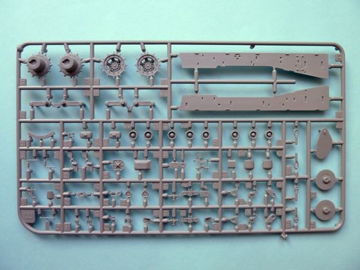 1/35 Танк Leopard 1, серія Model Set з фарбами та клеєм (Revell 63240), збірна модель