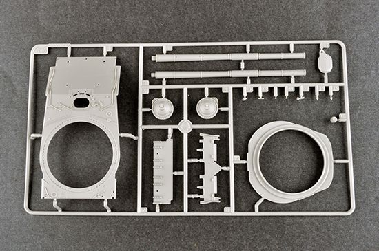 1/35 Т-80УМ-1 основний бойовий танк (Trumpeter 09526), збірна модель