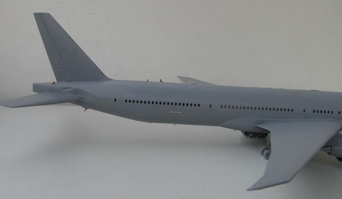 1/144 Фототравление для самолета Boeing 777-300 ER (Metallic Details MD14405)