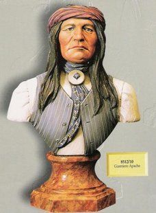 1:10 Воин Апач (Guerriero Apache), бюст Amati Modellismo F8512/10