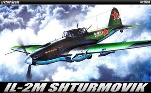 Ильюшин Ил-2М двухместный штурмовик 1:72