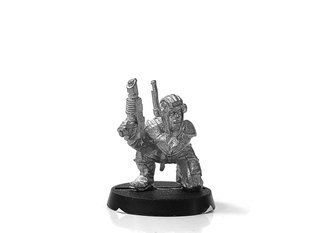 Офіцер танкового полку Імперської Гвардії, мініатюра Warhammer 40k (Games Workshop), металева