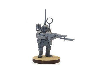 Cadian Shock Trooper with Lasgun and Comm-Link, миниатюра Warhammer 40.000, пластиковая (Games Workshop)