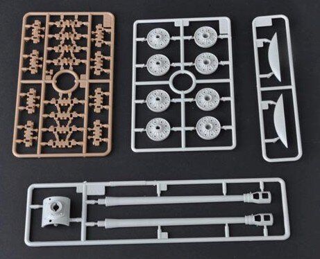 1/35 КВ-122 советский тяжелый танк (Trumpeter 01570) сборная модель