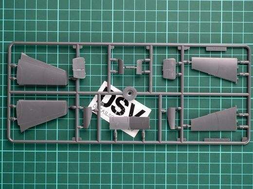 1/72 Heinkel He 162 Spatz германский реактивный истребитель (Special Hobby SH-72341), сборная модель