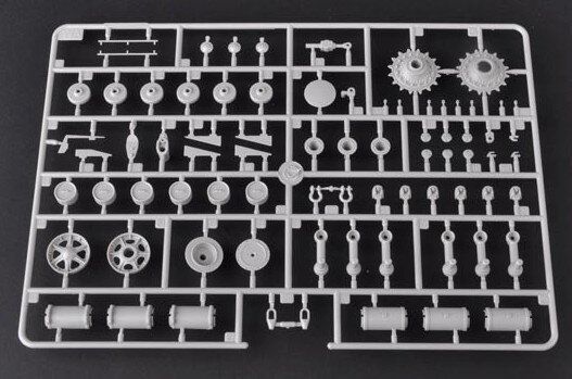 1/35 КВ-122 советский тяжелый танк (Trumpeter 01570) сборная модель