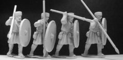 Gripping Beast Miniatures - Unarmoured with hat, advancing (4) - GRB-LR16