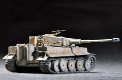 1/72 Pz.Kpfw.VI Tiger средняя версия, германский тяжелый танк (Trumpeter 07243) сборная модель