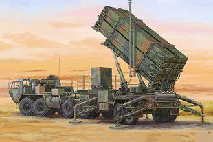1/72 M983 HEMTT and M901 Launching Station with MIM-104F Patriot SAM System (PAC 3) (Trumpeter 07157), збірна модель