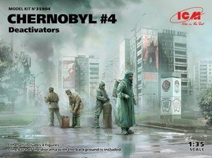 1/35 Набор "Чернобыль №4. Дезактиваторы", 4 фигуры (ICM 35904), сборные пластиковые