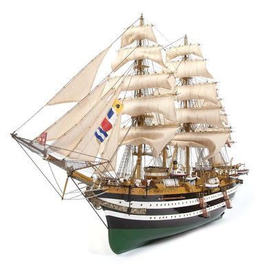 1/100&nbsp;Amerigo Vespucci навчальний барк (OcCre 15006), збірна дерев'яна модель