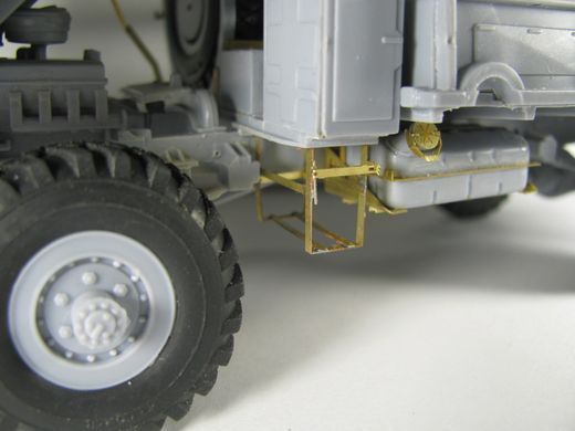 1/35 Бортовые петли для ГАЗ-66, фототравленные (Микродизайн МД-035235)