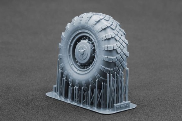 1/35 Колеса для МАЗ-543/МАЗ-7310 В-203 звичайні, 9 штук, 3D-друк (ScaleX WM35028)
