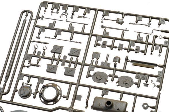 1/35 Танк M4A3E8 Sherman "Easy Eight" на європейському ТВД (Tamiya 35346), збірна модель
