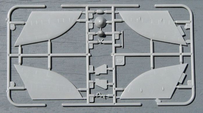 1/144 Vickers Super VC10 Type 1151 "BOAC Airlines" пасажирський літак (Roden 313)