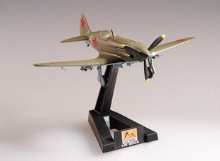 1/72 Микоян-Гуревич МиГ-3 летчика Покрышкина 1941-42 года, готовая модель (EasyModel 37225)
