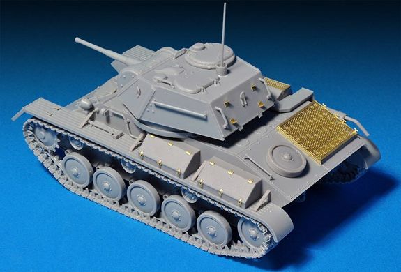 1/35 Т-80 советский легкий танк + фигурки экипажа + рабочие траки + фототравление (MiniArt 35243), сборная модель