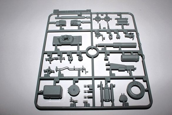 1:35 Pz.Kpfw.VI Ausf.E Tiger I Mid-Production w/zimmerit