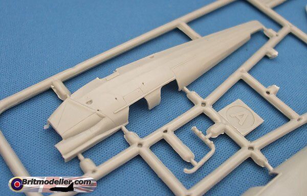 1/72 De Havilland DH.60T Moth Trainer (Amodel 72284) сборная модель