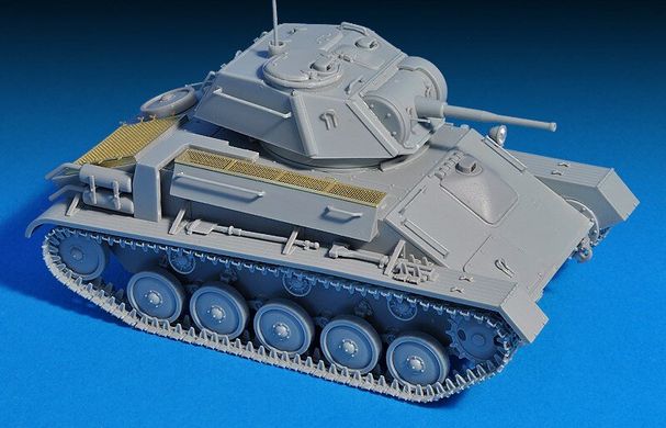 1/35 Т-80 радянський легкий танк + фігурки екіпажу + робочі траки + фототравління (MiniArt 35243), збірна модель