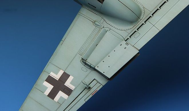 1/48 Messerschmitt Me-410A-1 Hornisse германский истребитель-бомбардировщик (Meng Model LS003) сборная модель