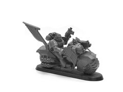 Мотоциклист Ravenwing Bike Squadron, вооруженный спаренными болтганами и болт-пистолетом, миниатюра Warhammer 40k (Games Workshop), пластиковая