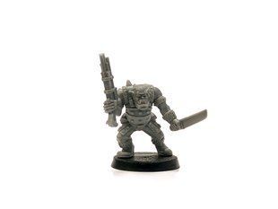 Ork with Rifle, миниатюра Warhammer Fantasy Battles, пластиковая (Games Workshop)