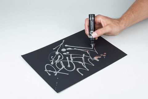 Airbrushing with a Molotow Liquid Chrome Pen Refill 