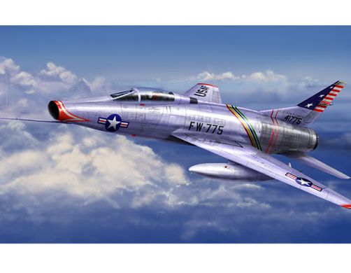 1/72 F-100C Super Sabre американський винищувач-бомбардувальник (Trumpeter 01648), збірна модель