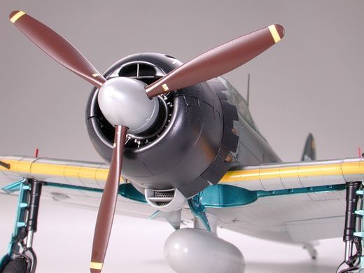 1/32&nbsp;Mitsubishi A6M5 Zero Model 52&nbsp;(Zeke) японский истребитель (Tamiya 60318), сборная модель