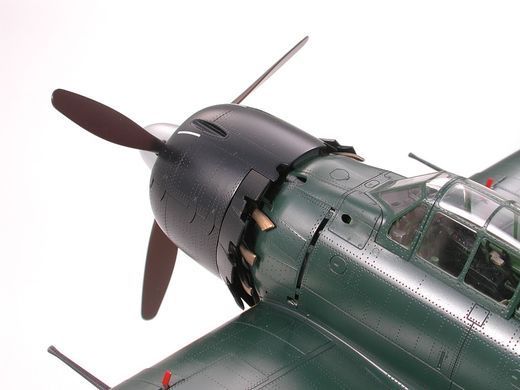 1/32&nbsp;Mitsubishi A6M5 Zero Model 52&nbsp;(Zeke) японский истребитель (Tamiya 60318), сборная модель