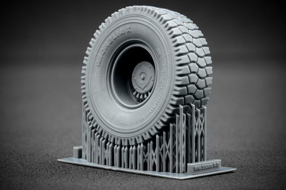 1/35 Колеса для бронеавтомобіля Козак-2 звичайні, 5 штук, 3D-друк (ScaleX WM35006)