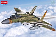 1/72 Літак F-15C Eagle з варіантом розфарбування “Medal of Honor 75th Anniversary” (Academy 12582), збірна модель