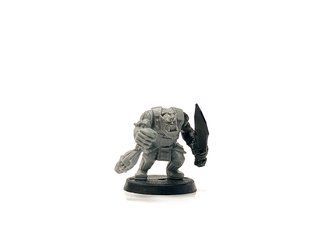 Ork with Trophy, мініатюра Warhammer Fantasy Battles, пластикова (Games Workshop)