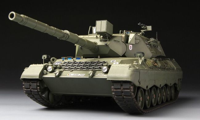 1/35 Leopard 1 A3/A4 німецький основний бойовий танк (Meng Model TS-007), збірна модель