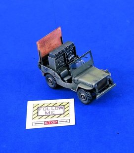 1/48 Аэродромный сопровождающий автомобиль (Verlinden 1301) сборная смоляная модель