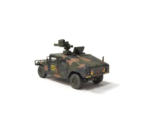 1/72 HMMWV M966 з установкою TOW (Hummer, Humvee), готова модель, авторська робота