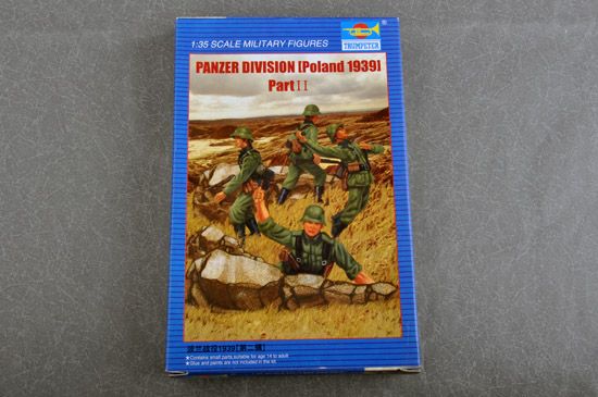 1/35 Солдати німецької танкової дивізії, Польща 1939 року, 4 фігури (Trumpeter 00404), збірні пластикові