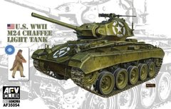 1/35 M24 Chaffee американский легкий танк + фигурка (AFV Club AF35054) сборная модель