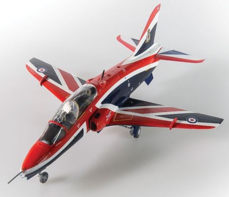 1/72 RAF Benevolent Fund BAE Hawk + клей + краска + кисточка (Airfix 50155) сборная модель