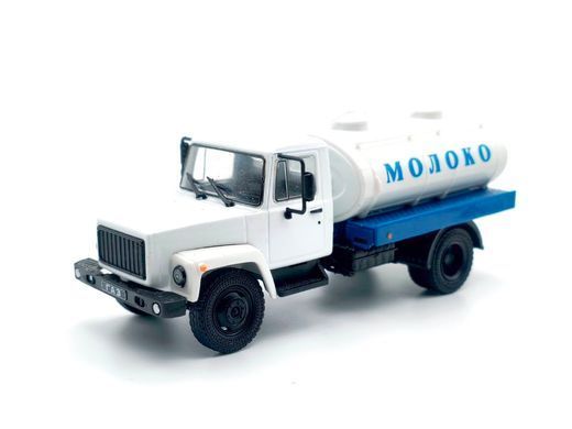1/43 Автомобиль ГАЗ-3307 Молоковоз, серия "Автолегенды СССР. Грузовики" (DeAgostini), готовая модель (без журнала)