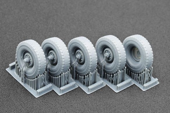 1/35 Колеса для автомобіля УАЗ-469 під навантаженням, 5 штук, 3D-друк (ScaleX WM35007s)