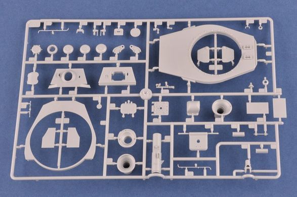 1/35 Pz.Kpfw.VI King Tiger с башней Henschel образца 1944 года с циммеритом (Hobbyboss 84531) сборная модель