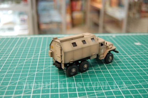 1/72 Автомобиль Урал-375Д с кунгом ЛАК-2, готовая модель ручной сборки