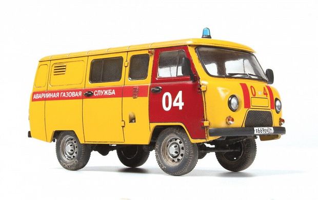 1/43 Автомобиль УАЗ-3909 аварийной газовой службы, сборная масштабная модель