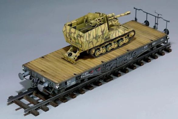 1/35 Німецька САУ 10.5cm leFH-18/4 auf Geschutzwagen Lrs.[f] Becker та транспортна залізнична платформа Type SSy45 Flatcar Schwerer Platformwagen (Zimi Model ZM35077), збірна модель