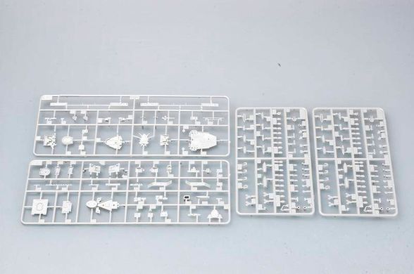 1/700 Британский линейный крейсер HMS Hood образца 1941 года (Trumpeter 05740), сборная модель